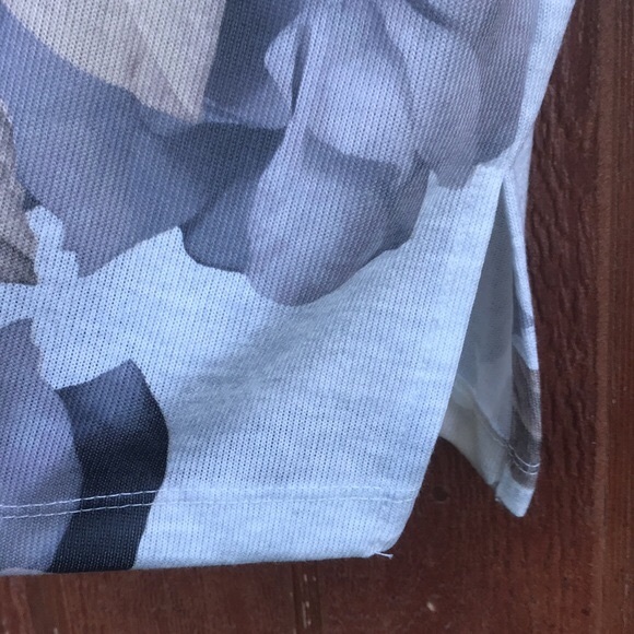 Beautiful Alfred Dunner Floral Top - Picture 15 of 15